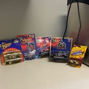 Nascar Winner's Circle Die-Cast Car Set - Multicolor